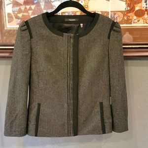Tahari blazer
